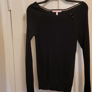 Iight weight sweater